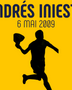 Andrés Iniesta célèbre son but décisif contre Chelsea en demi-finale de Ligue des Champions 2009, glissant sur les genoux au Camp Nou, bras levés vers le ciel dans un moment d'extase pure qui a envoyé le FC Barcelone en finale