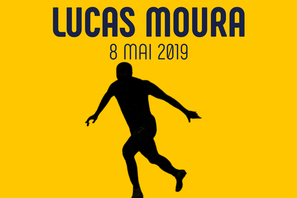 Poster de Lucas Moura encadré en noir représentant son 3ᵉ but contre l’Ajax en demi-finale de Ligue des Champions 2019, moment historique du football.