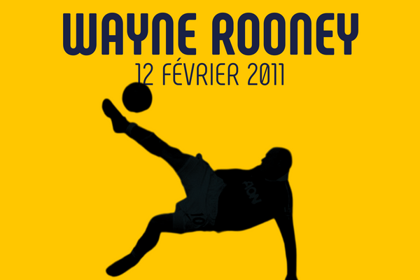 Wayne Rooney effectuant son retourné acrobatique légendaire contre Manchester City lors du derby de Manchester du 12 février 2011 à Old Trafford, but élu But de la Décennie