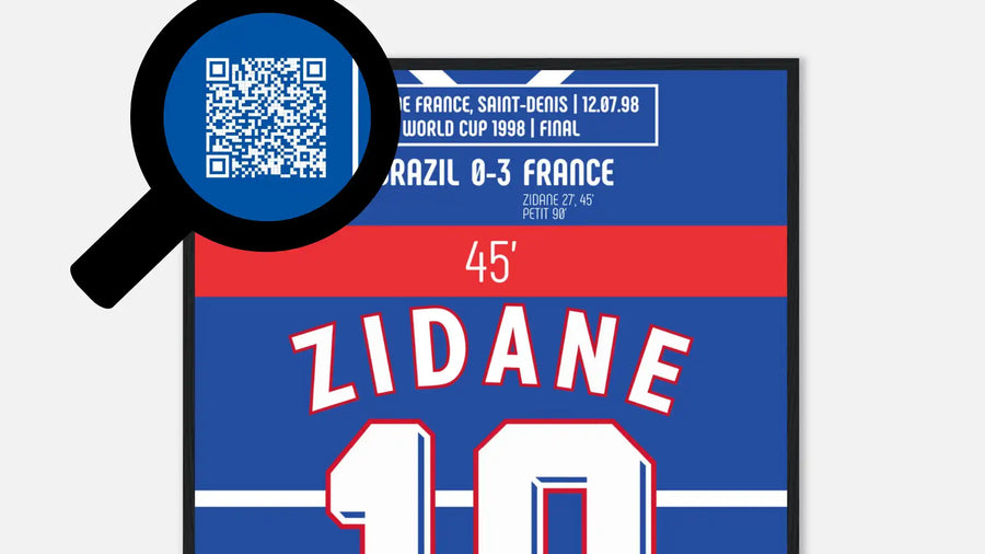 Maillot bleu et blanc avec superposition de code QR